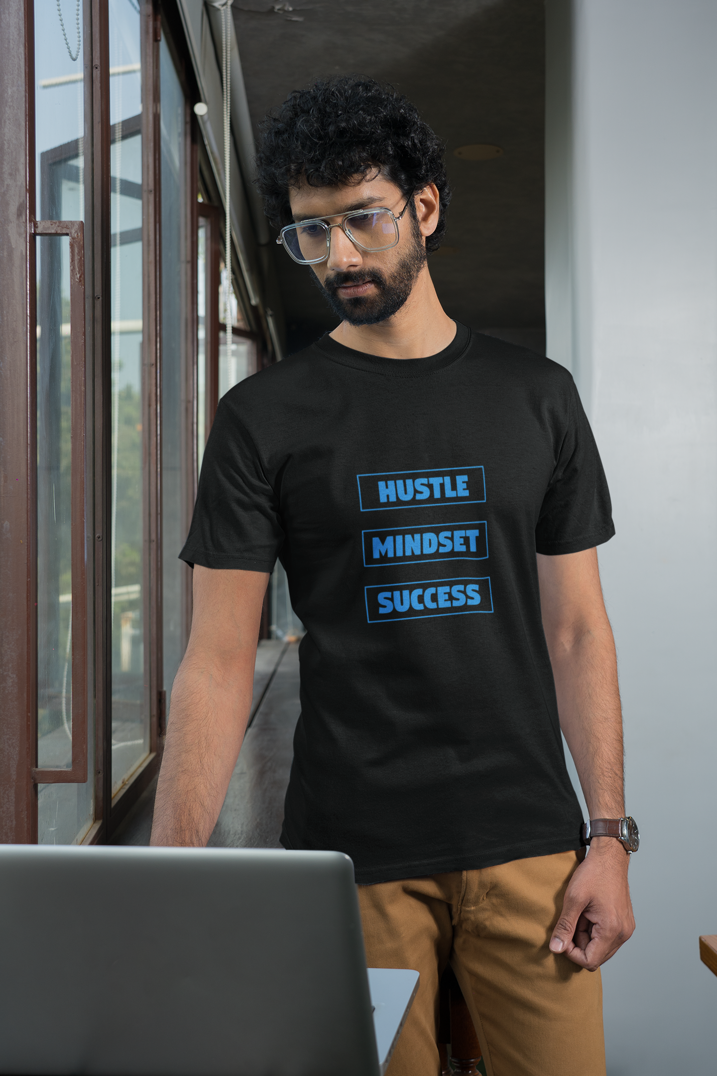 HUSTLE MINDSET SUCCESS Unisex Classic Crew T-Shirt